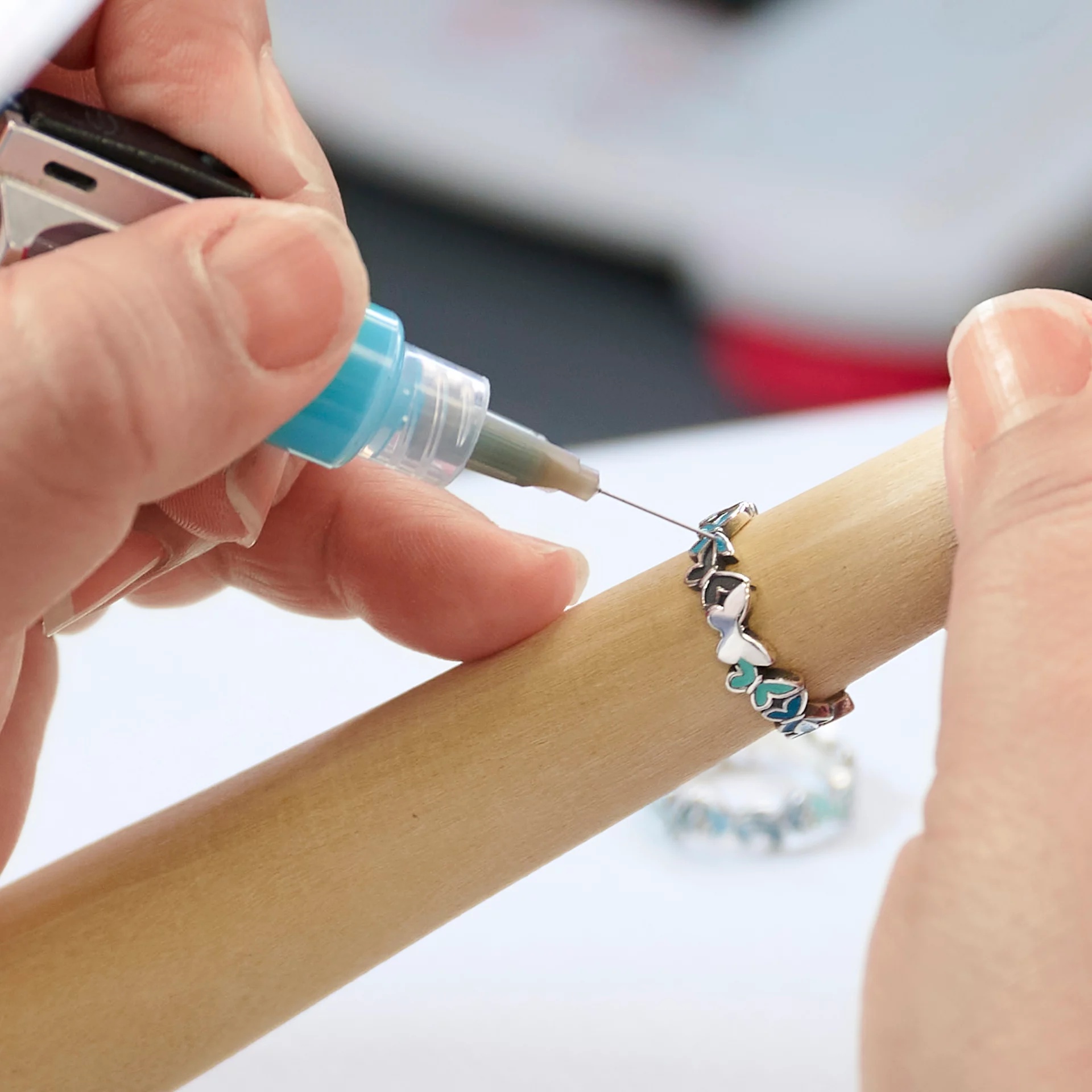 Enamel Connected Butterflies Ring - Image 6